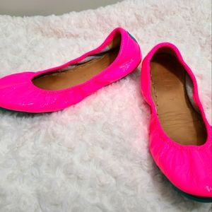 Tieks neon pink flat shoes